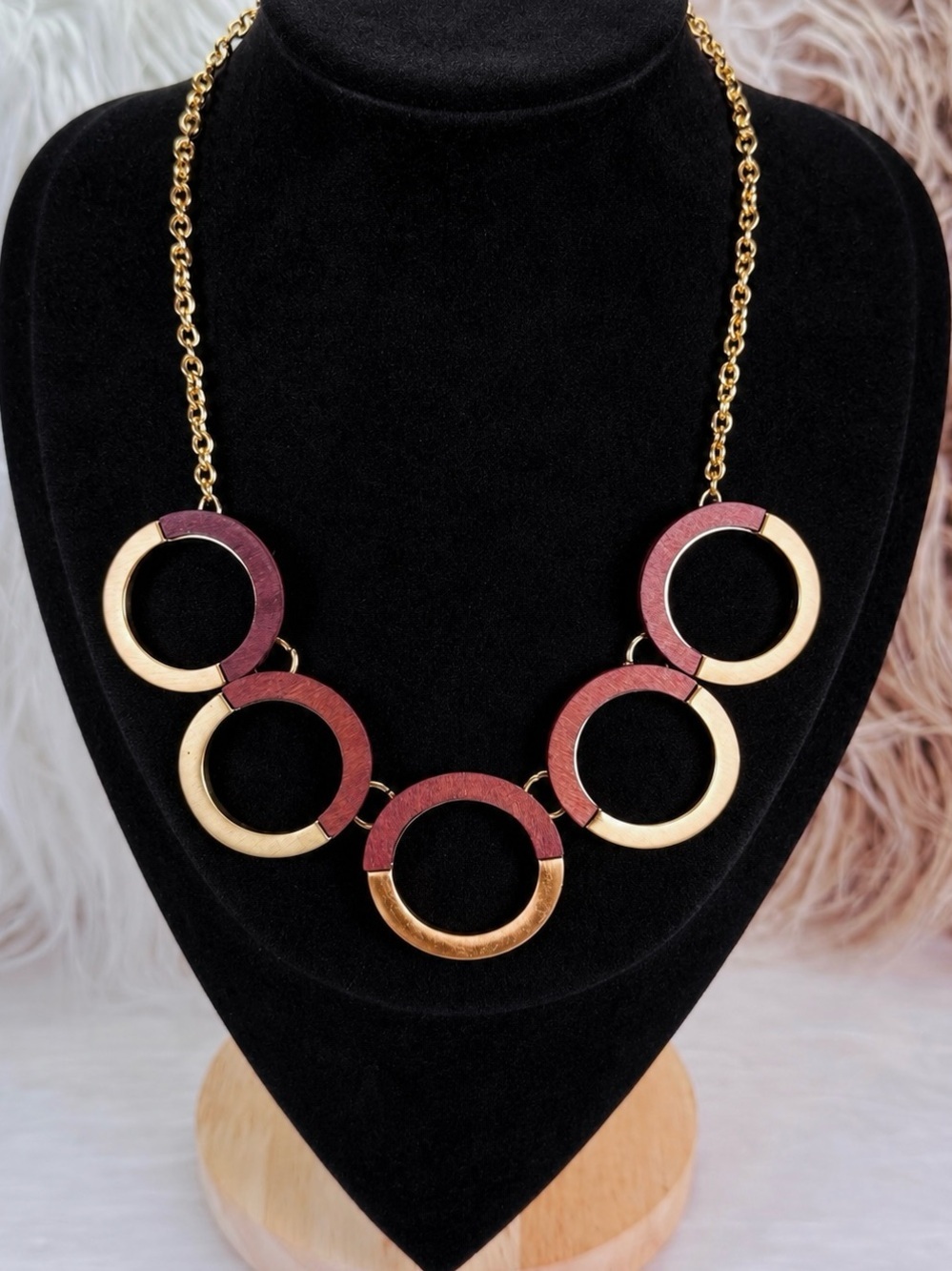 Lightweight brushed Goldtone and Brown Circular Statement Necklace